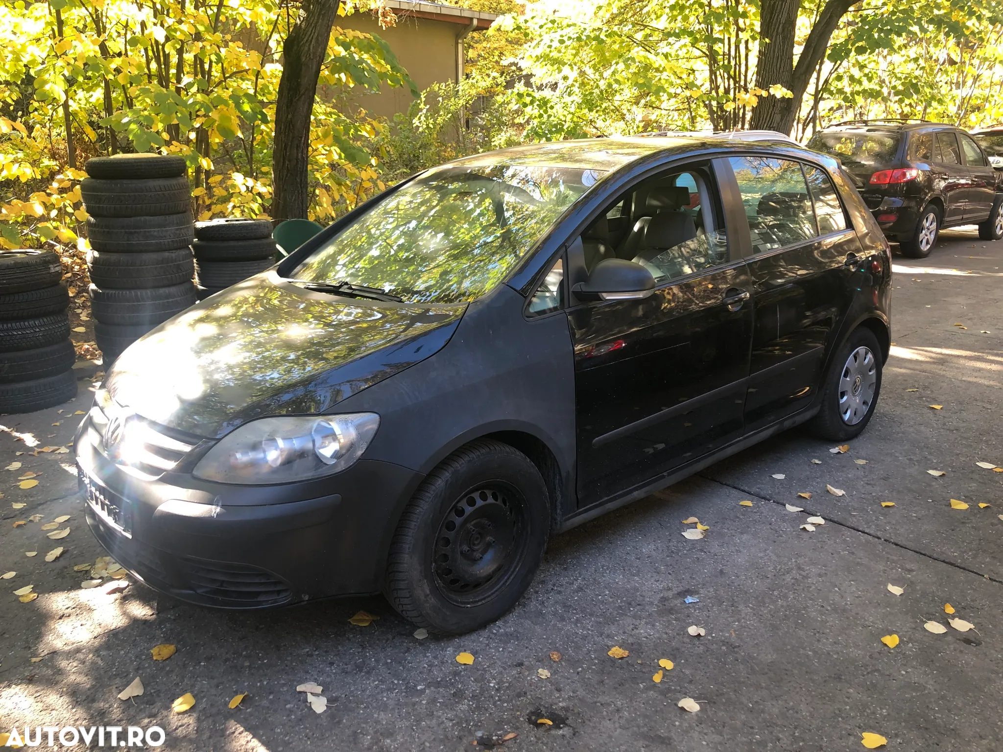 Dezmembrez VW Volkswagen Golf 5 plus negru 1.9 TDI cod BXE - 4