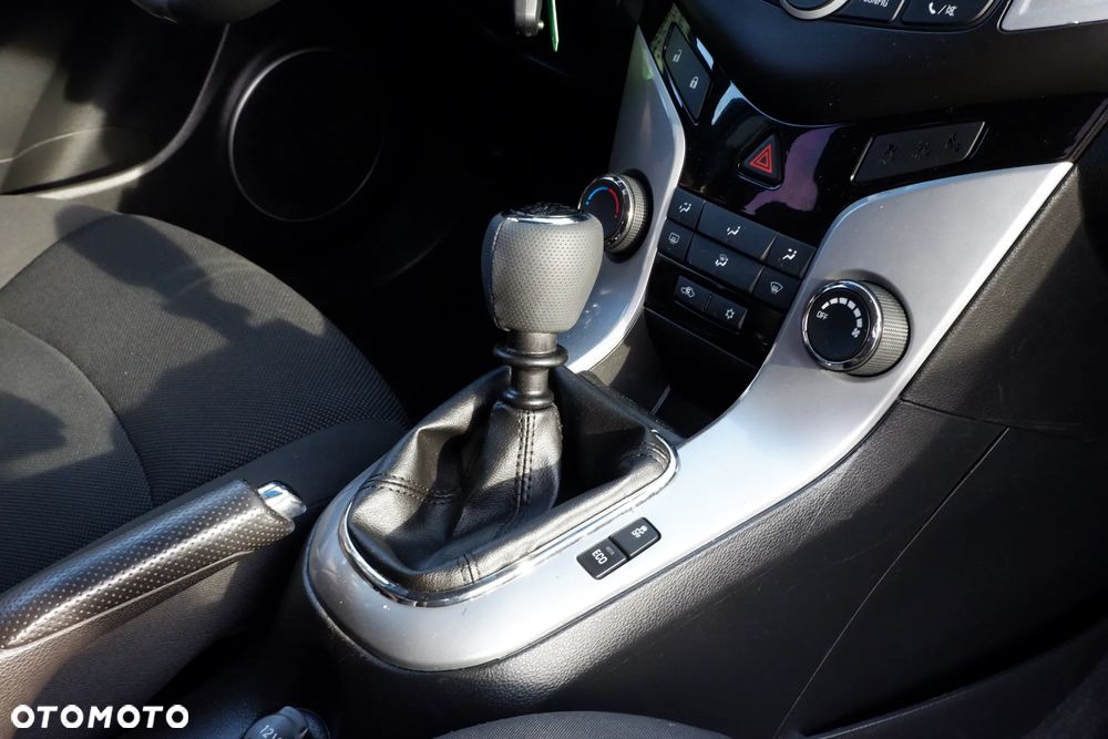 Chevrolet Cruze 1.7TD LT+ - 6