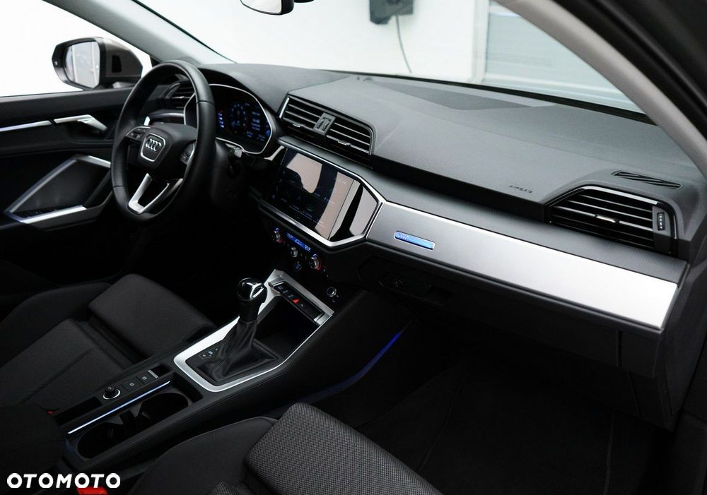 Audi Q3 Sportback - 18