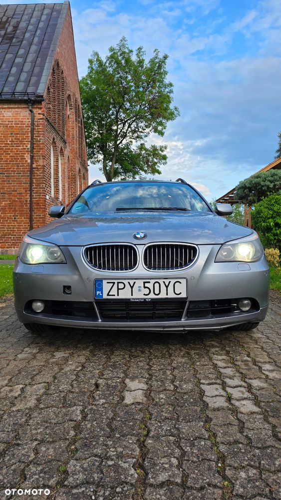 BMW Seria 5 525d - 13