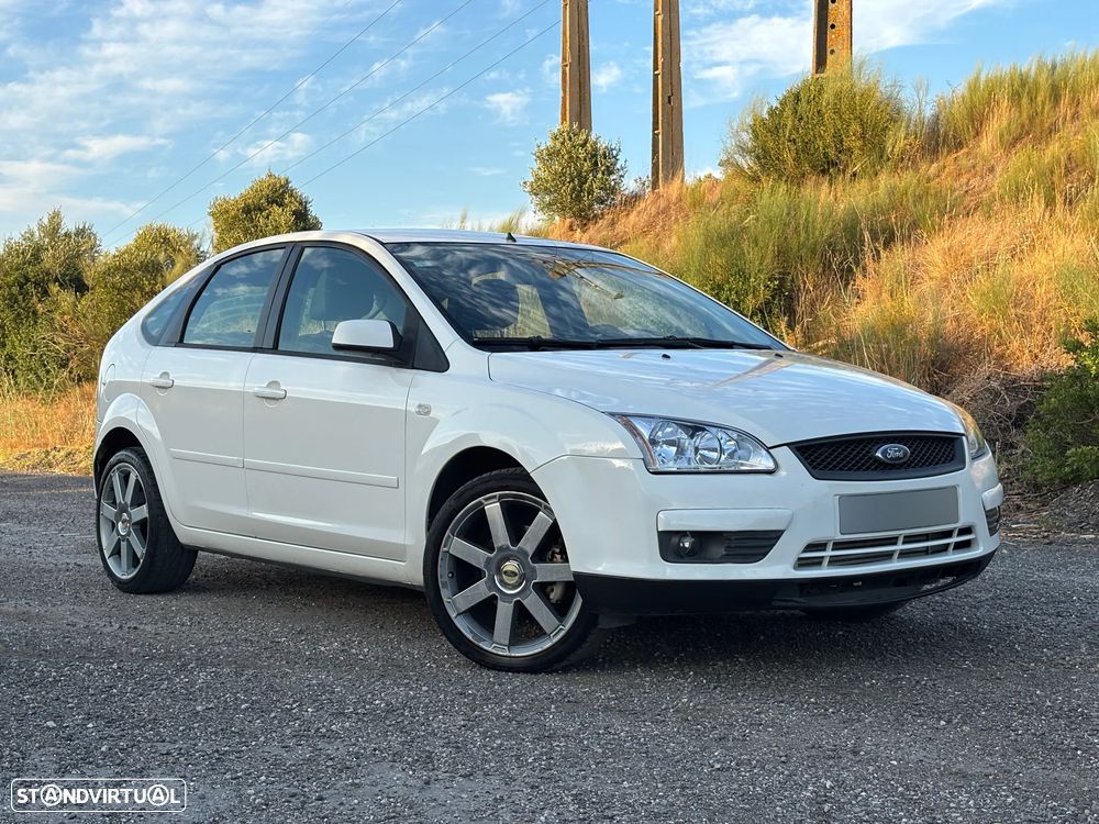 Ford Focus 1.6 TDCi Ghia - 25