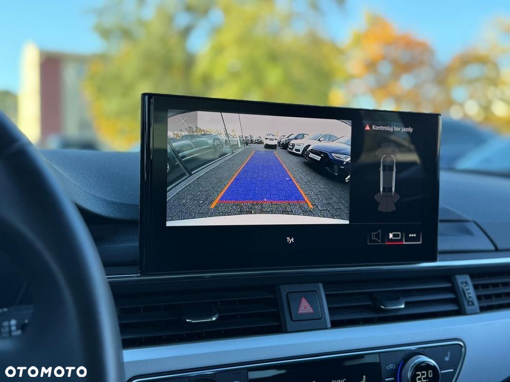 Audi A4 Limousine - 30