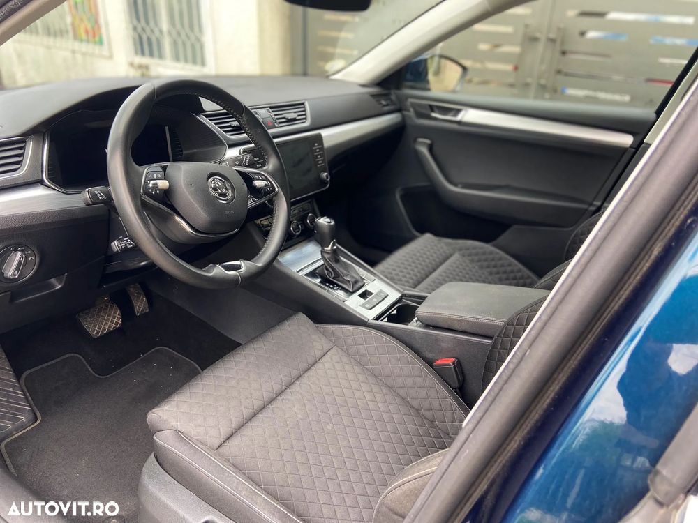 Skoda Superb 2.0 TDI DSG Premium Edition - 12