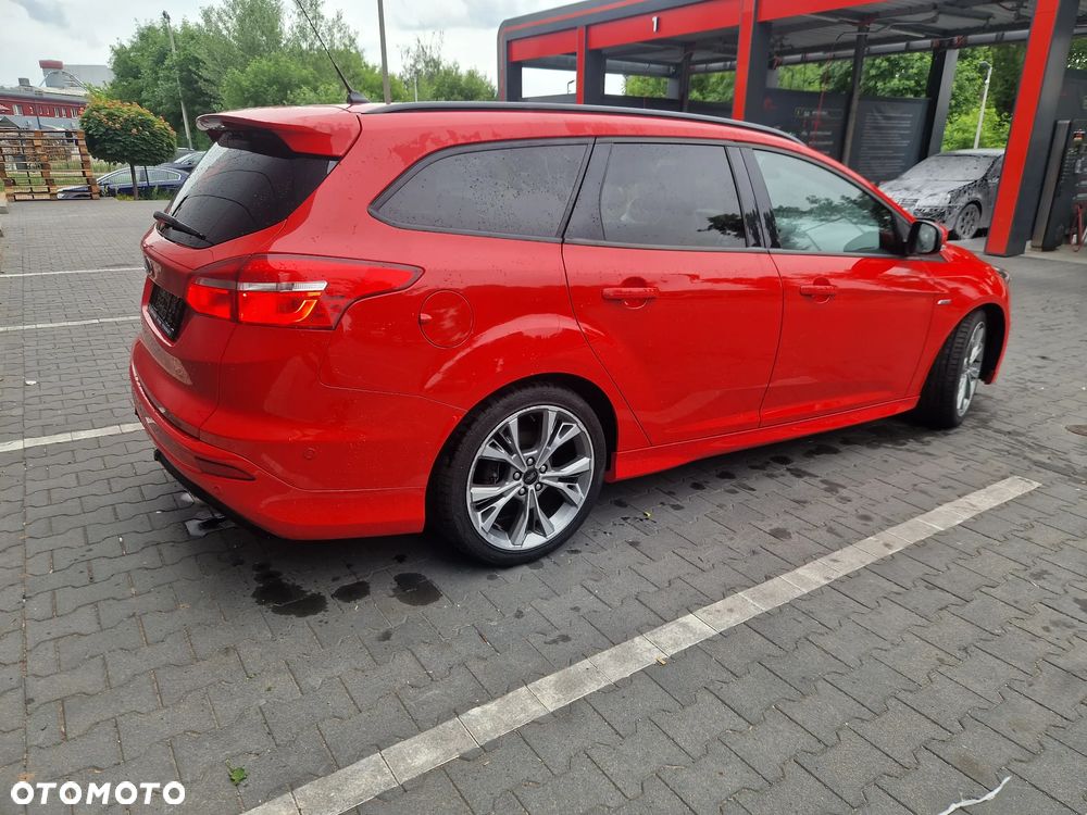 Ford Focus 2.0 TDCi ST-Line Red ASS - 6
