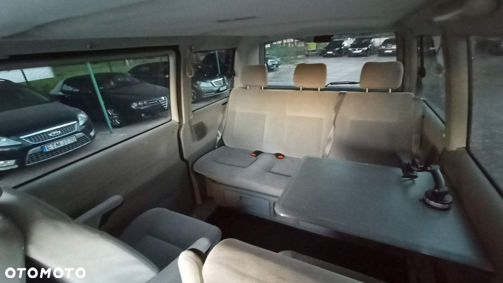 Volkswagen Multivan - 4