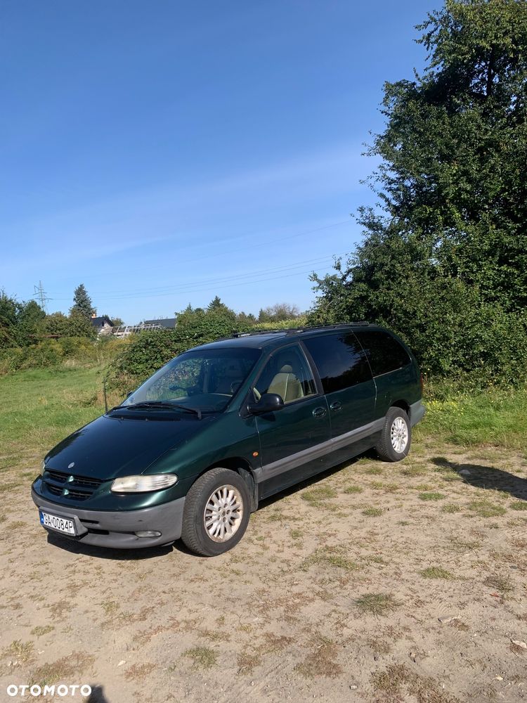 Chrysler Grand Voyager SE 3.3L - 5