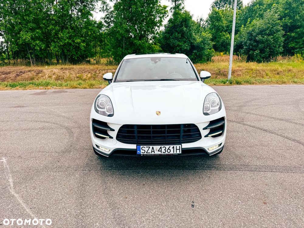 Porsche Macan Turbo - 3