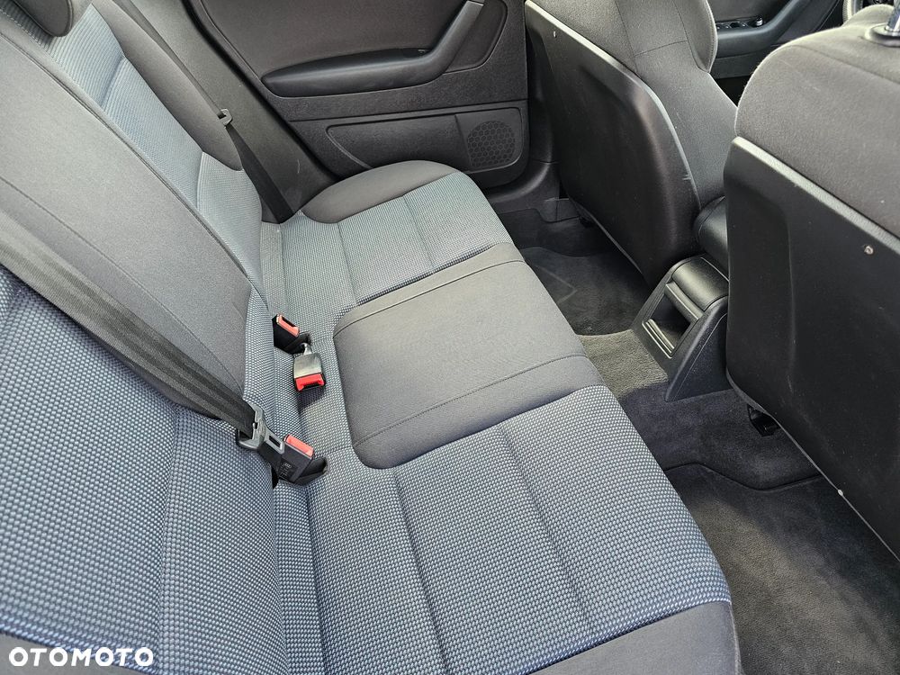 Audi A3 Sportback 2.0 TDI DPF S tronic Ambition - 9