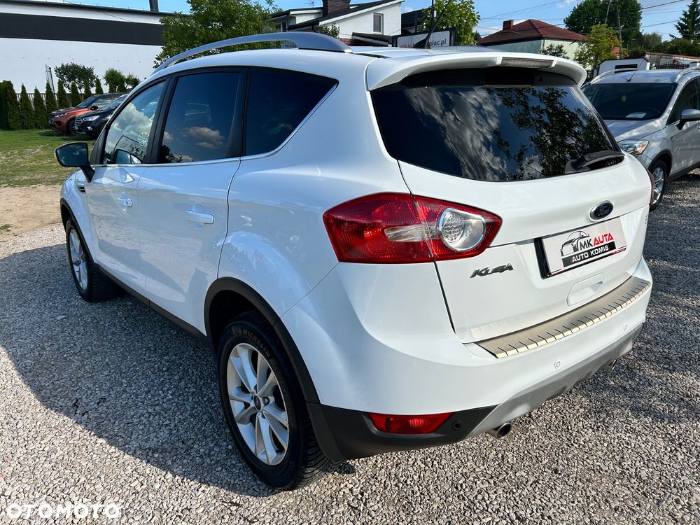 Ford Kuga 2.0 TDCi 2x4 Titanium - 5