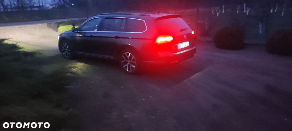 Volkswagen Passat 2.0 TDI BMT Comfortline - 34