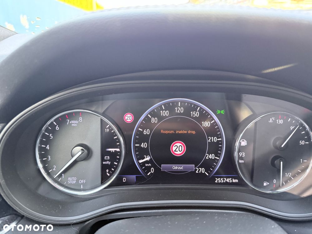 Opel Insignia - 26