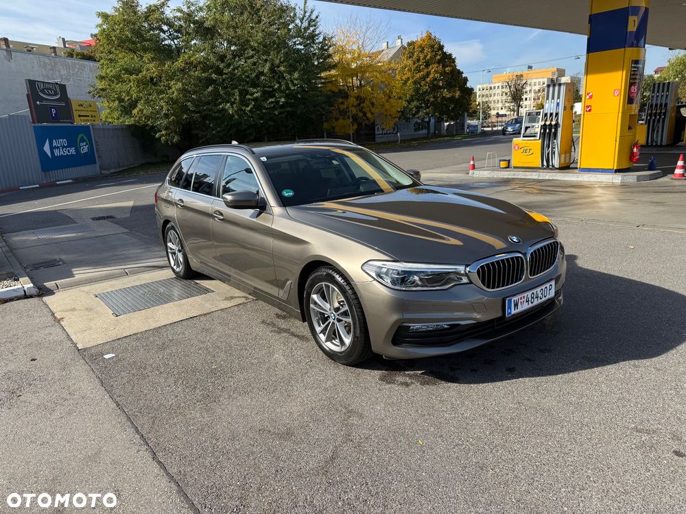 BMW Seria 5 520d Touring - 2