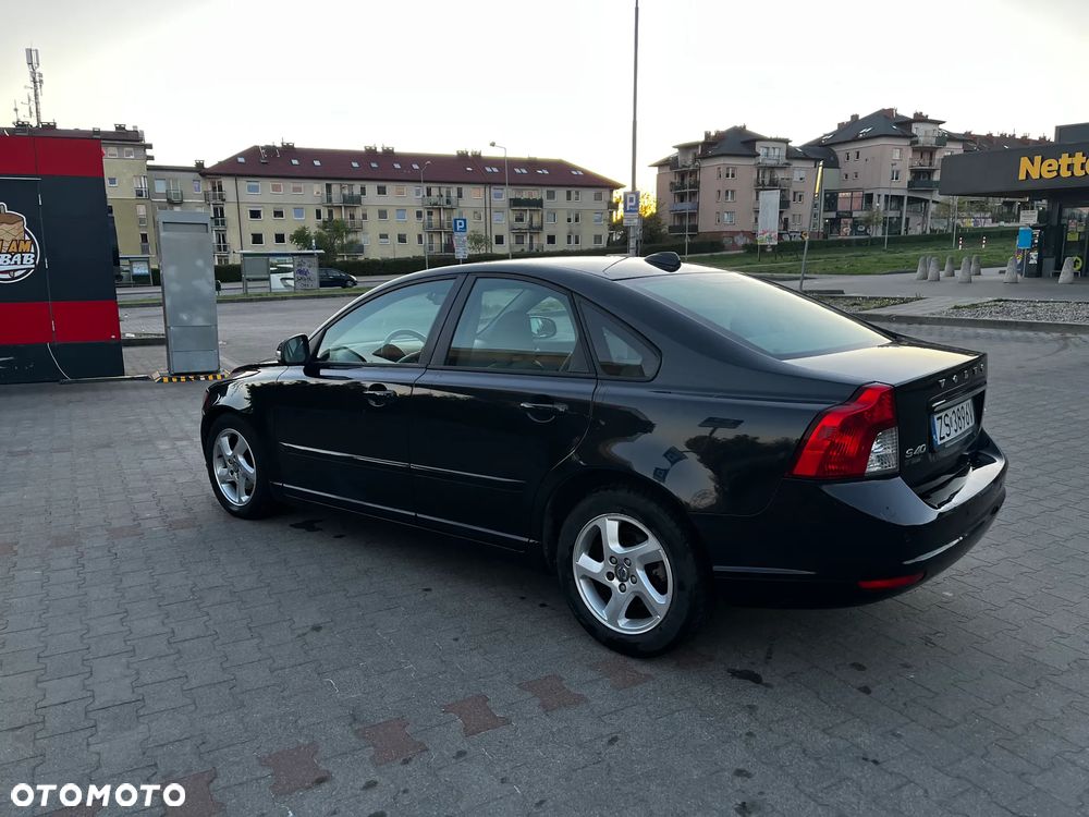Volvo S40 2.0 - 7