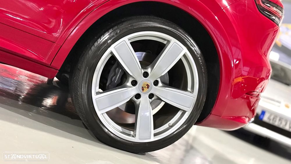 Porsche Cayenne E-Hybrid - 13