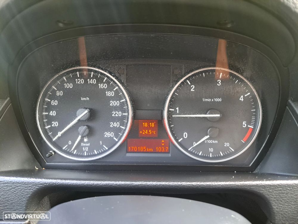 BMW X1 20 d sDrive Pack M - 20