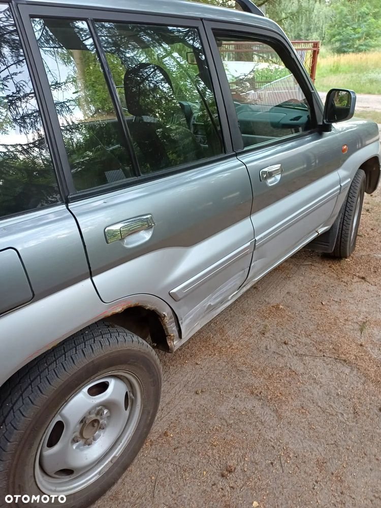 Mitsubishi Pajero Pinin - 11