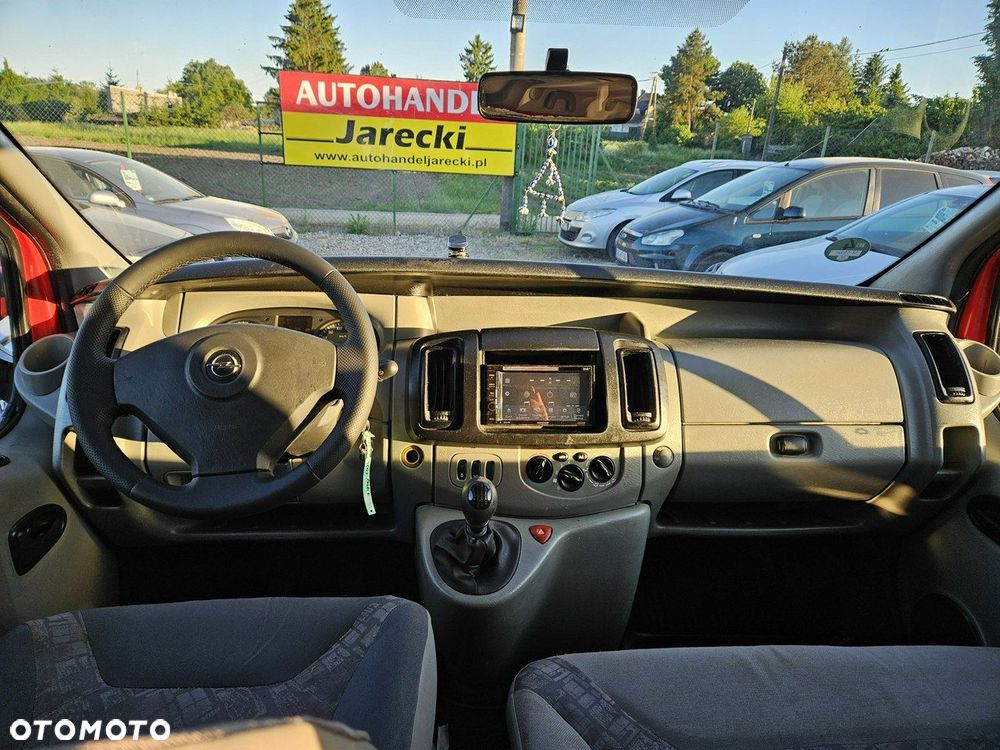 Opel Vivaro - 12