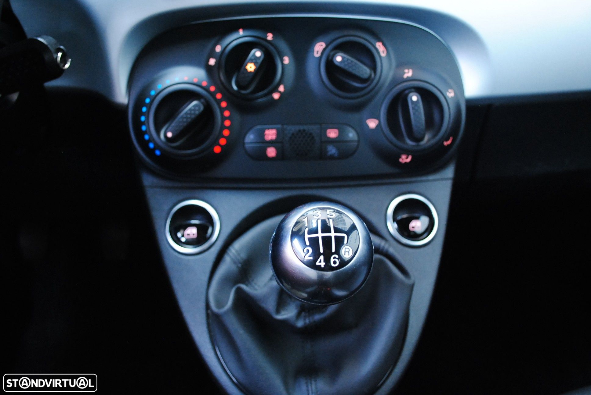 Fiat 500 1.0 Hybrid Connect - 19