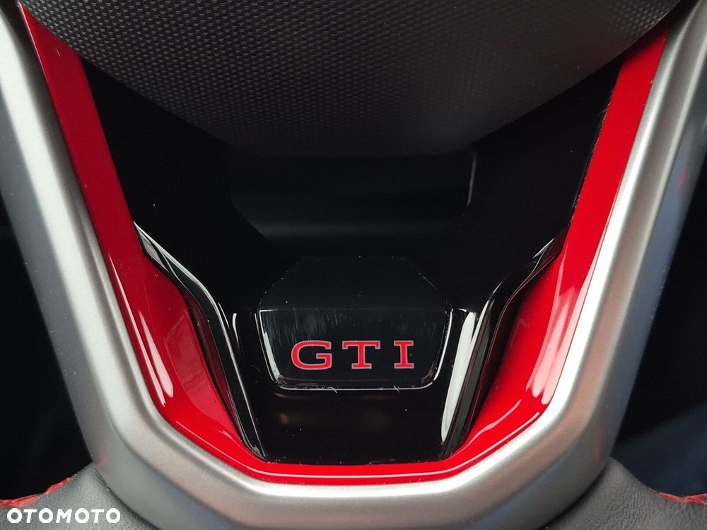 Volkswagen Polo 2.0 TSI GTI DSG - 26