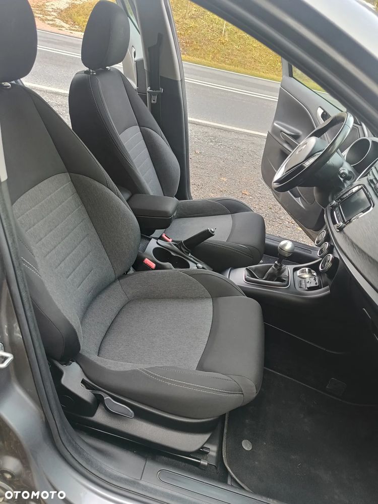 Alfa Romeo Giulietta 1.6 JTDM 16V - 17