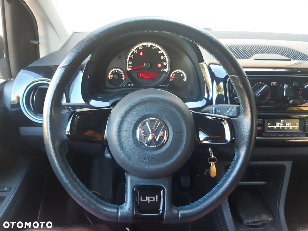 Volkswagen up! BlueMotion Technology cup - 30