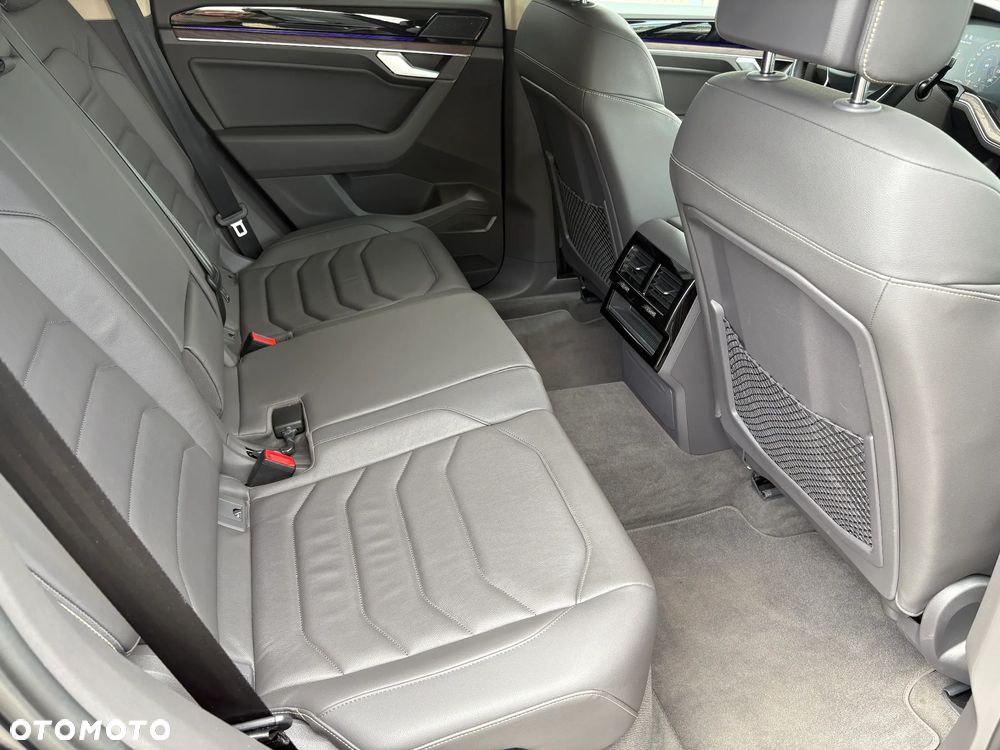 Volkswagen Touareg 3.0 V6 TDI SCR 4Mot Elegance - 32