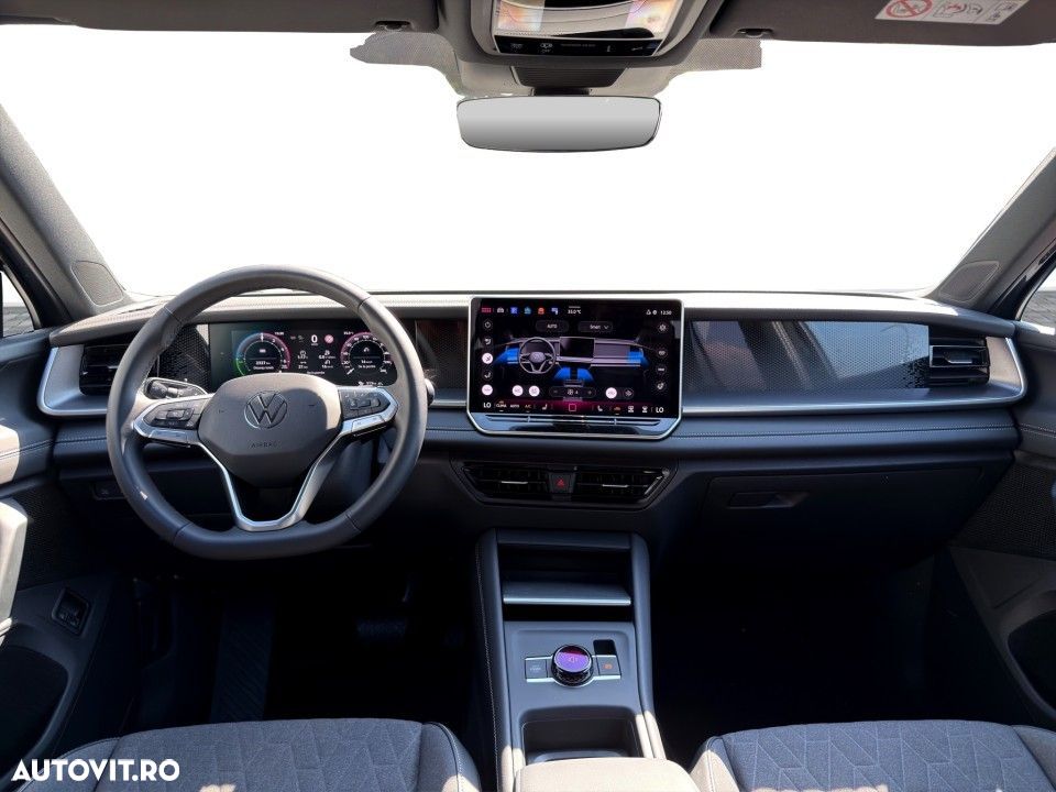 VOLKSWAGEN Tayron 2026 — imagine 12