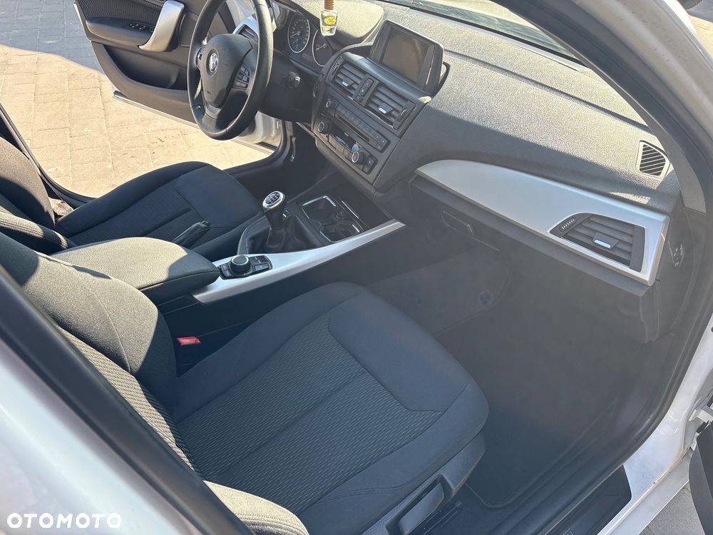BMW Seria 1 - 10