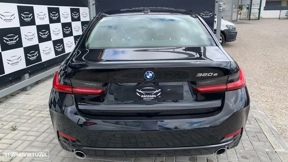 BMW 320 e Aut. Advantage - 4