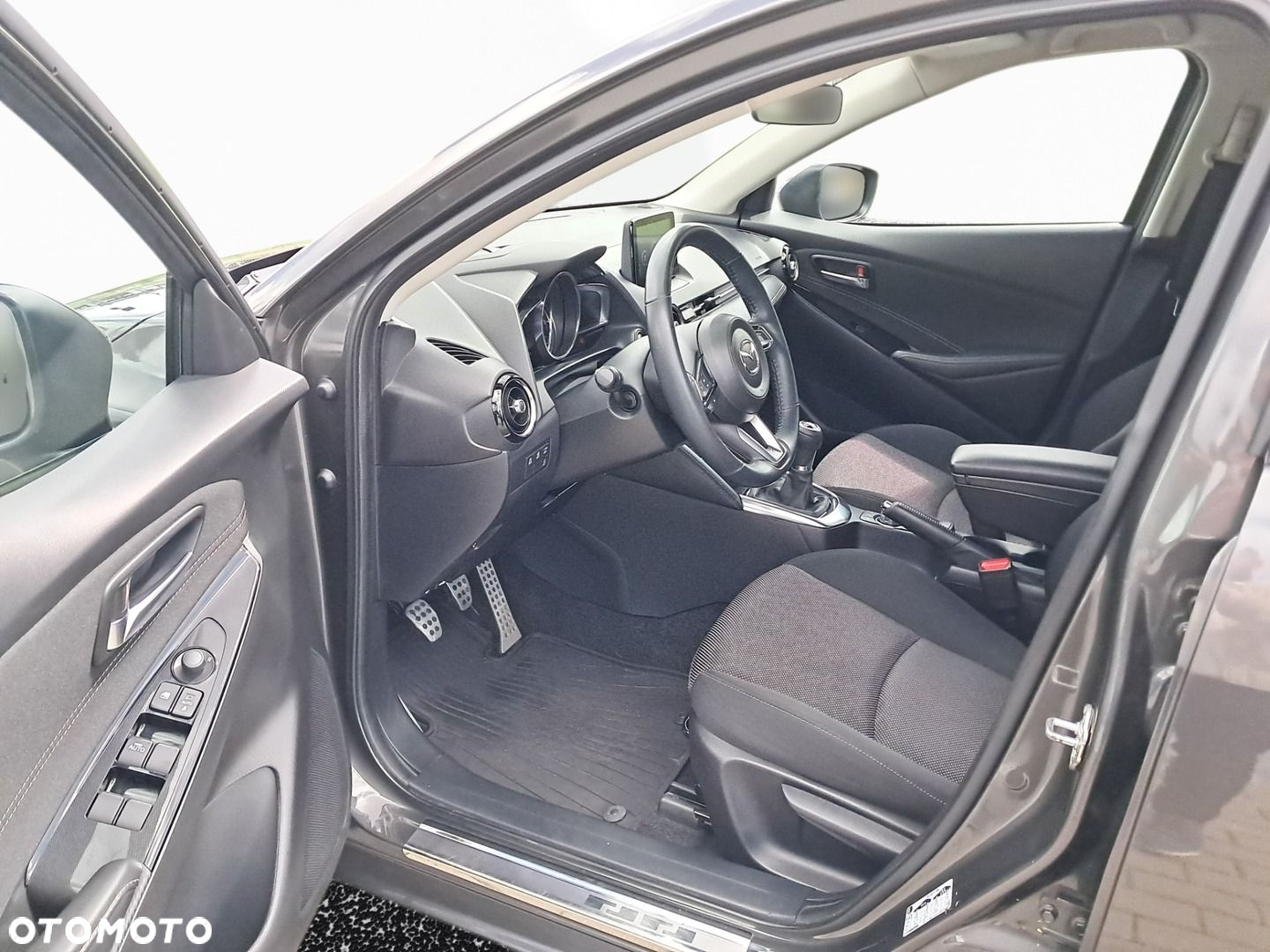 Mazda 2 1.5 Skypassion - 11