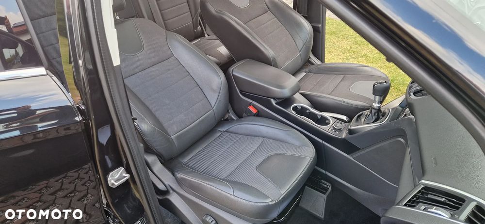 Ford Kuga 2.0 TDCi 4WD Titanium - 23