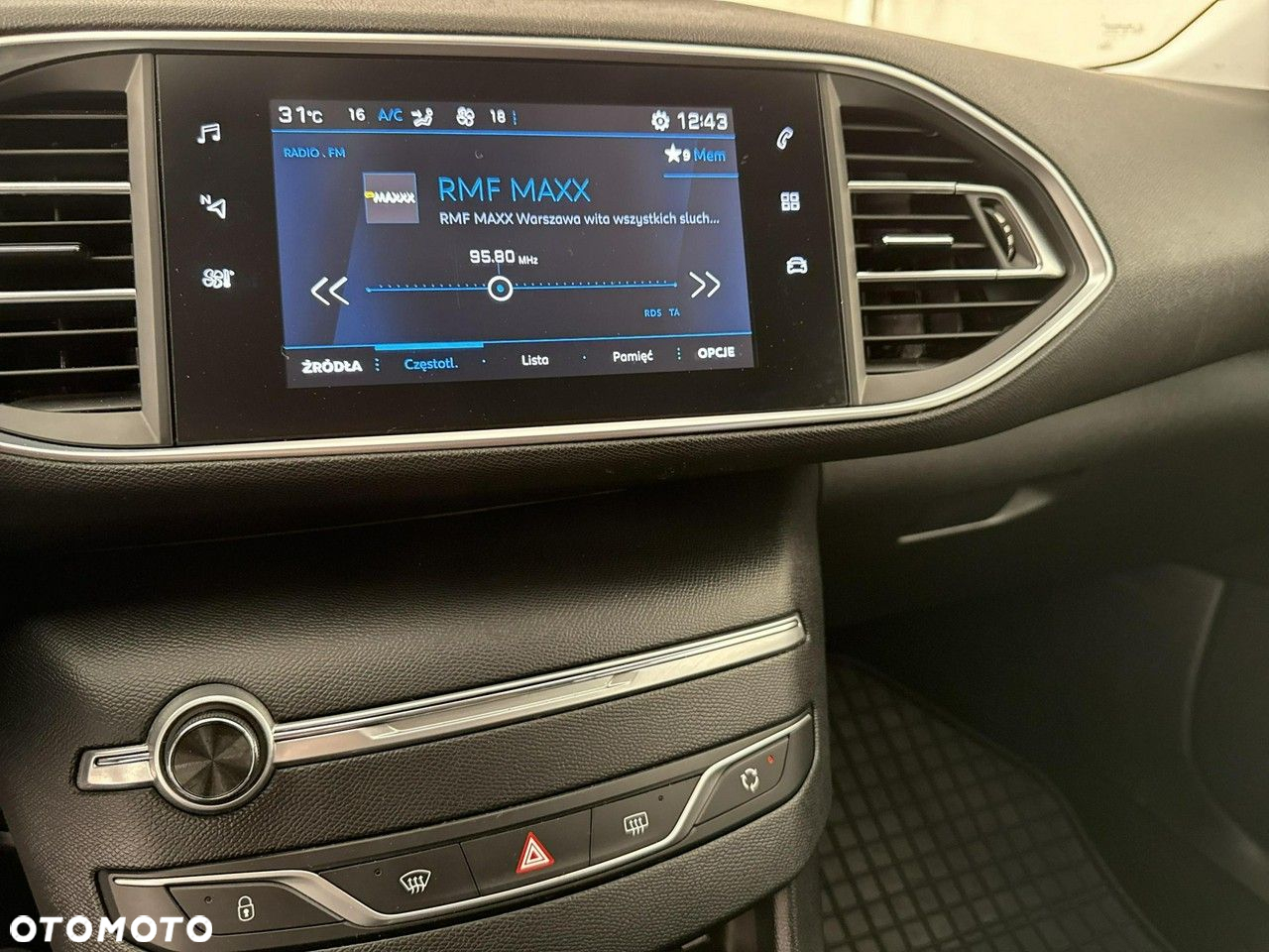 Peugeot 308 - 22
