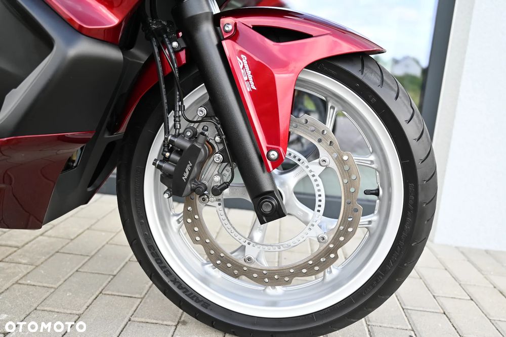 Honda NC - 29