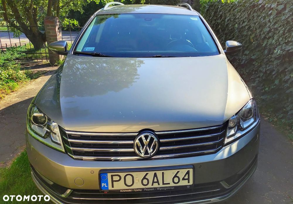 Volkswagen Passat - 2