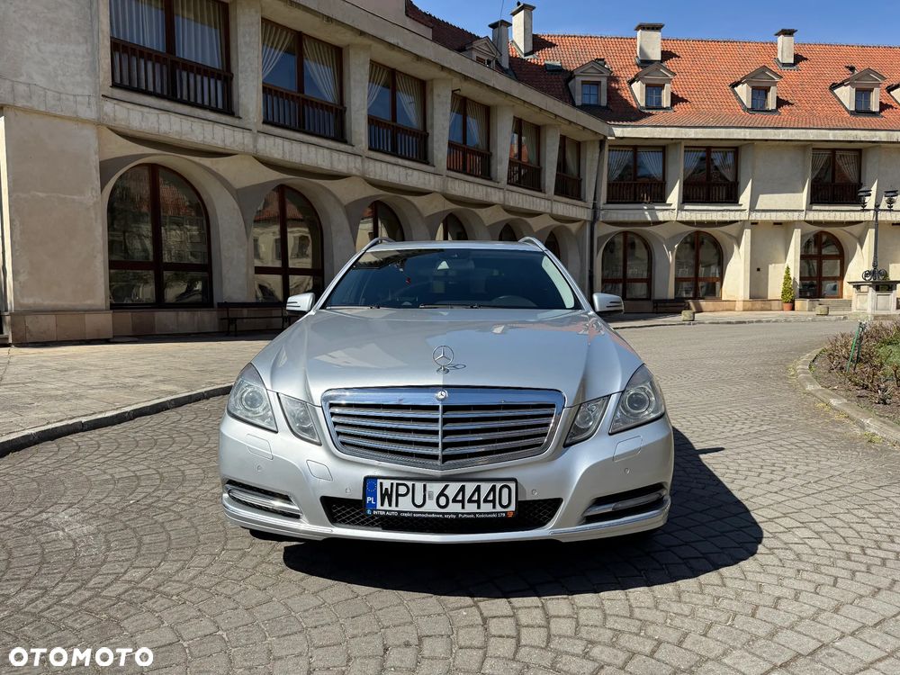 Mercedes-Benz Klasa E 220 CDI DPF BlueEFFICIENCY 7G-TRONIC - 2