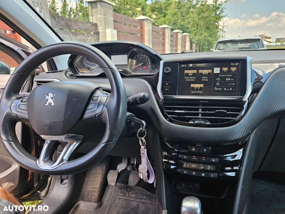 Peugeot 2008 - 4