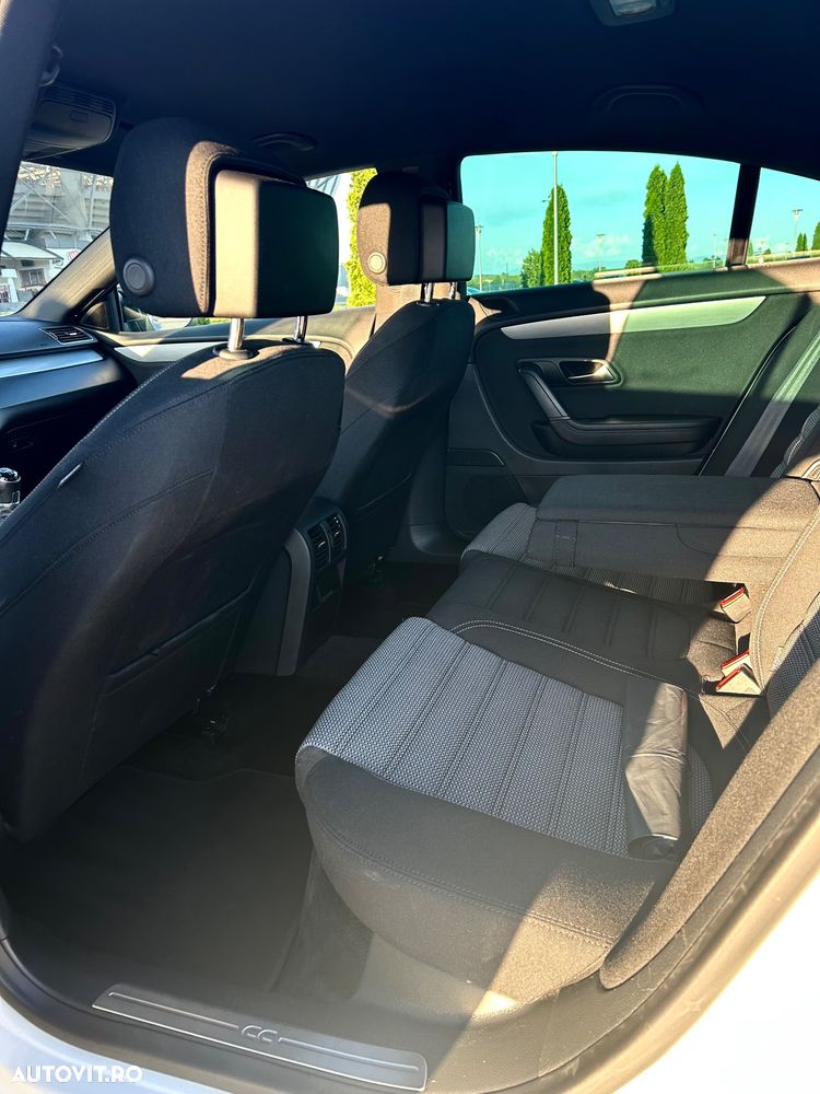 Volkswagen Passat CC 2.0 TDI BMT - 25