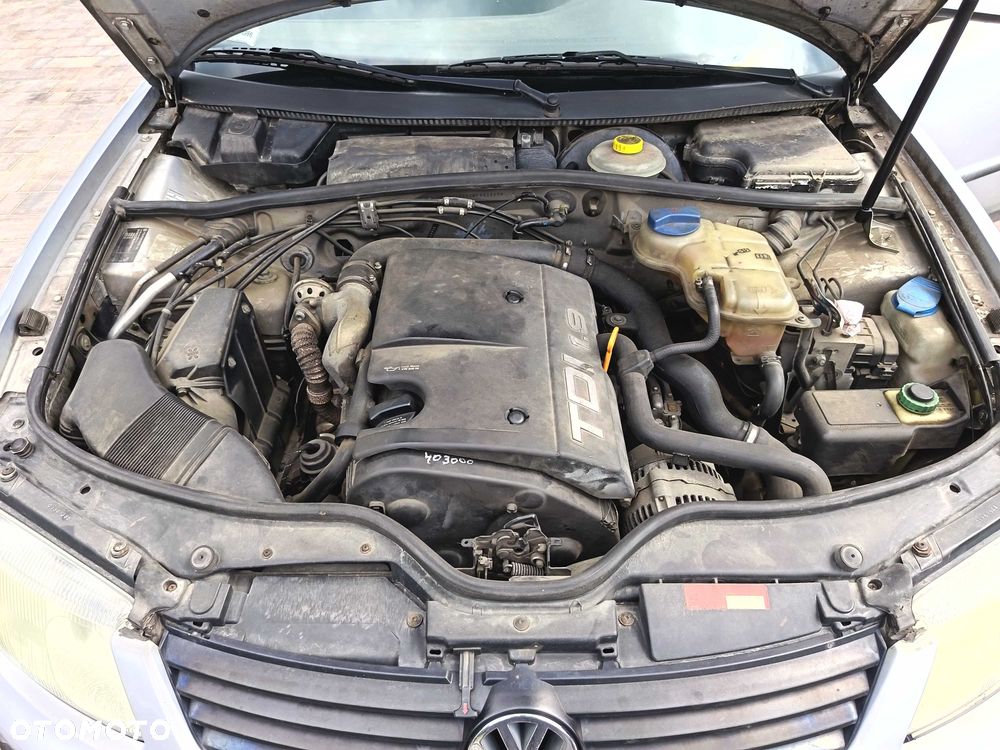 Volkswagen Passat - 2