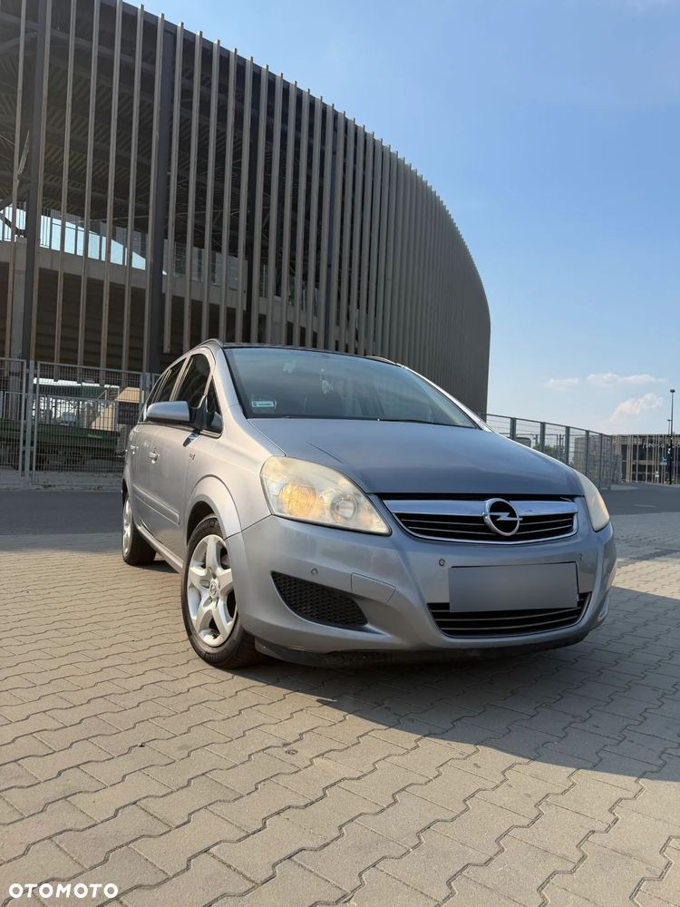 Opel Zafira 1.8 Essentia - 4