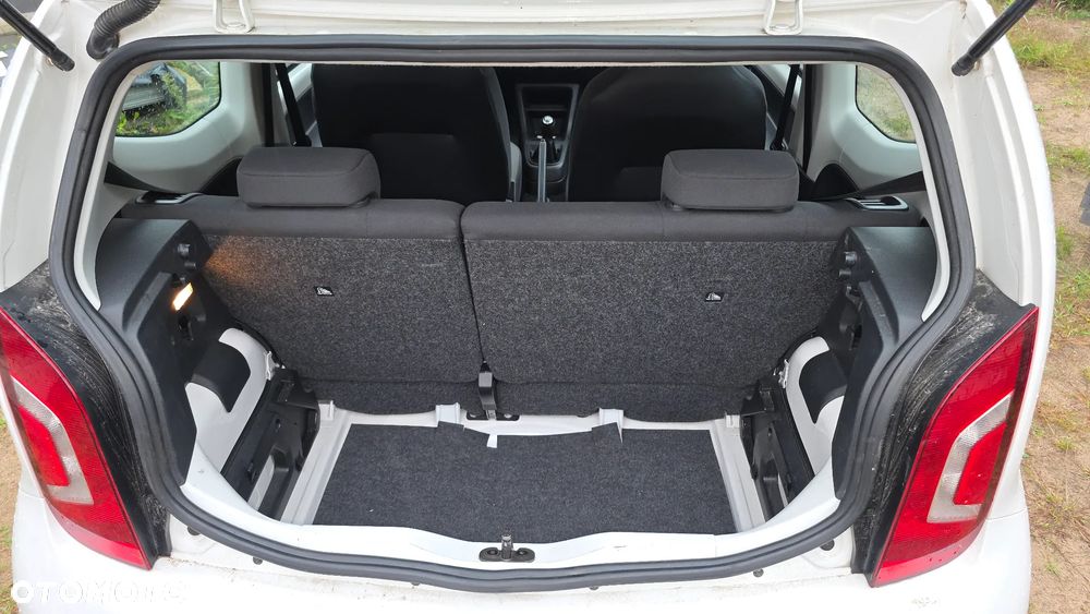 Volkswagen up! - 6