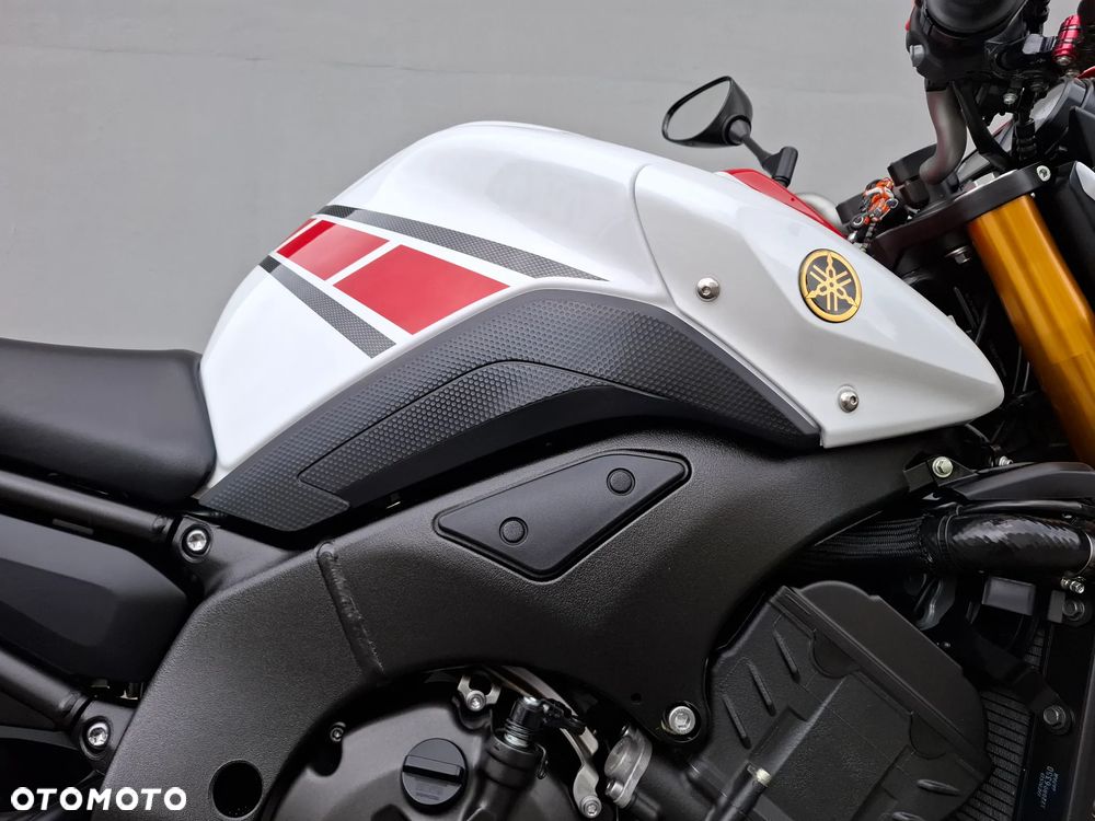 Yamaha FZ8 - 14