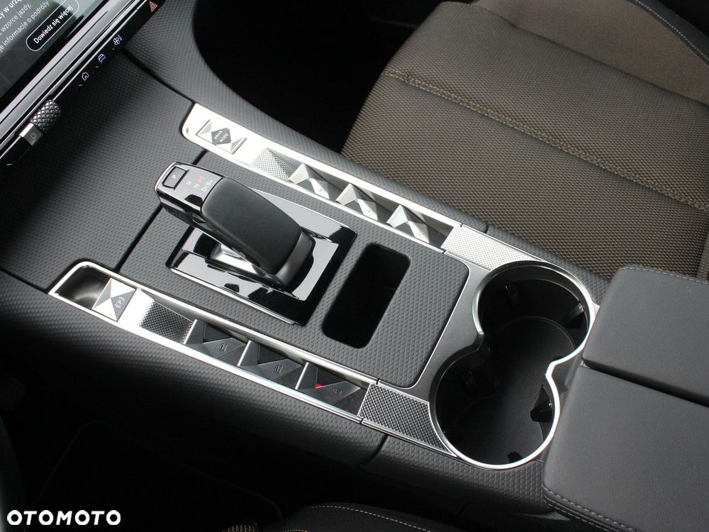 DS Automobiles DS 7 Crossback - 13