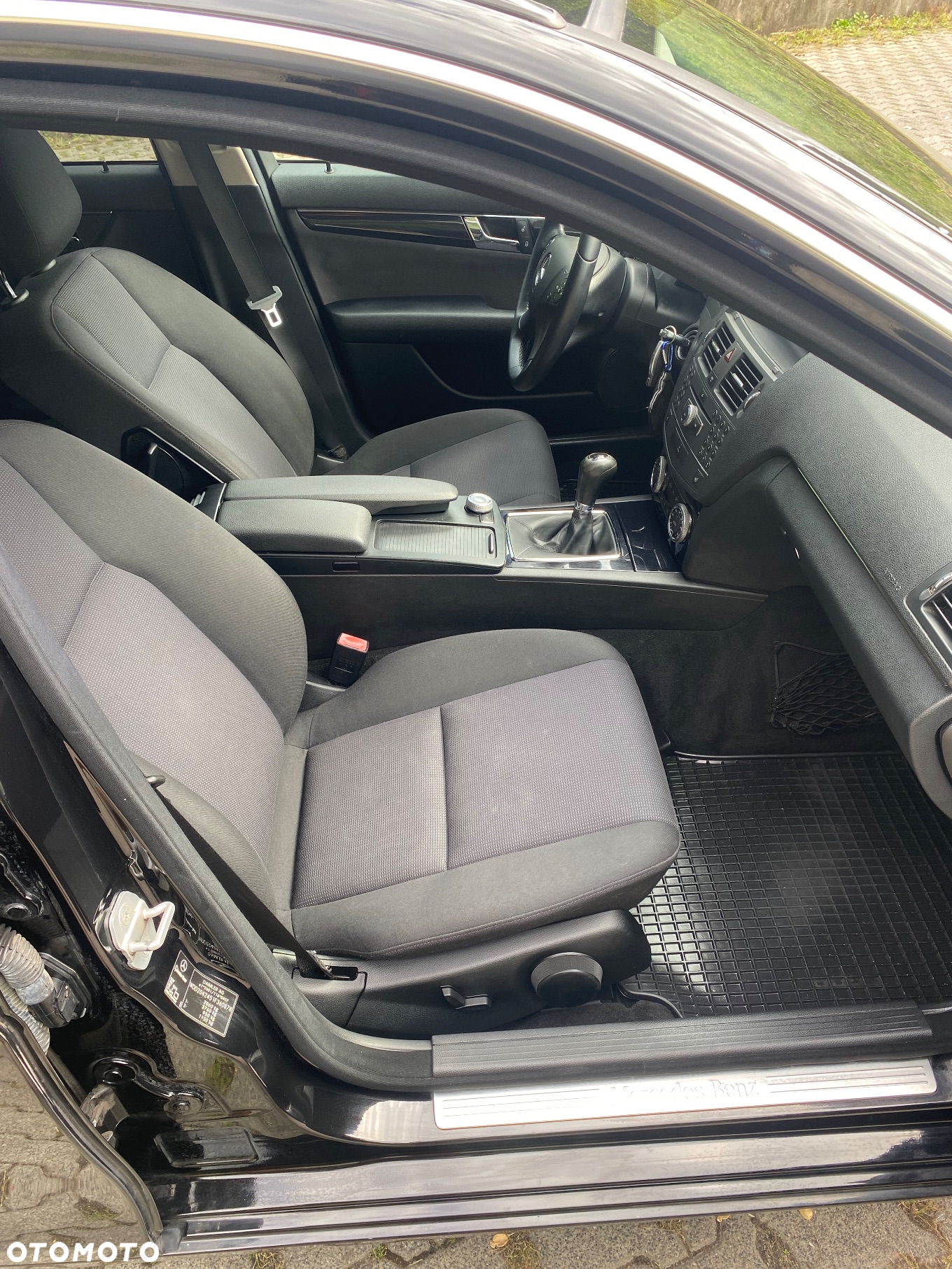 Mercedes-Benz Klasa C 180 T Kompressor BlueEFFICIENCY Elegance - 10