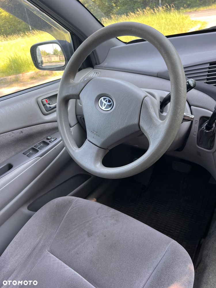 Toyota Prius - 14