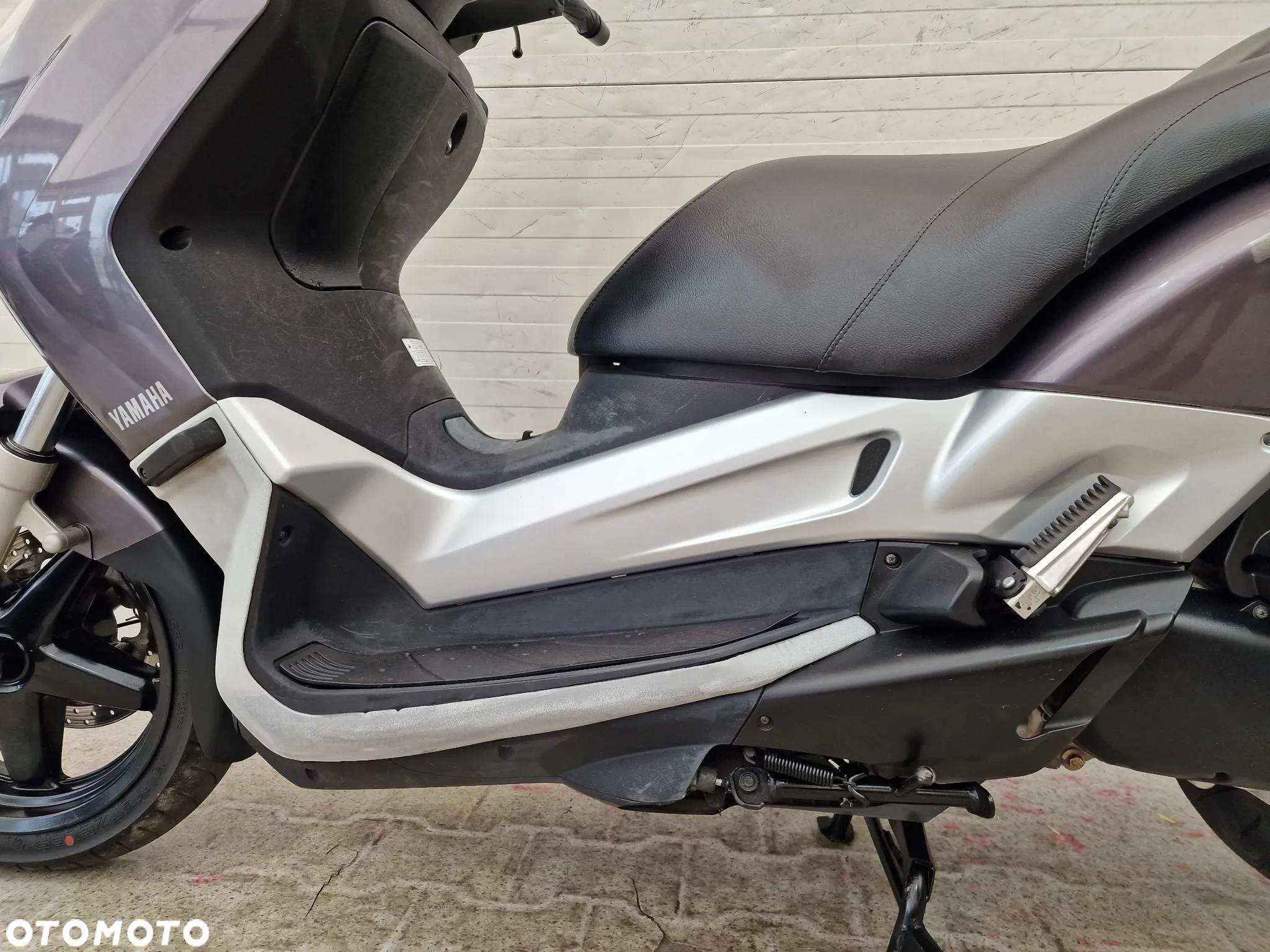 Yamaha X-max - 10
