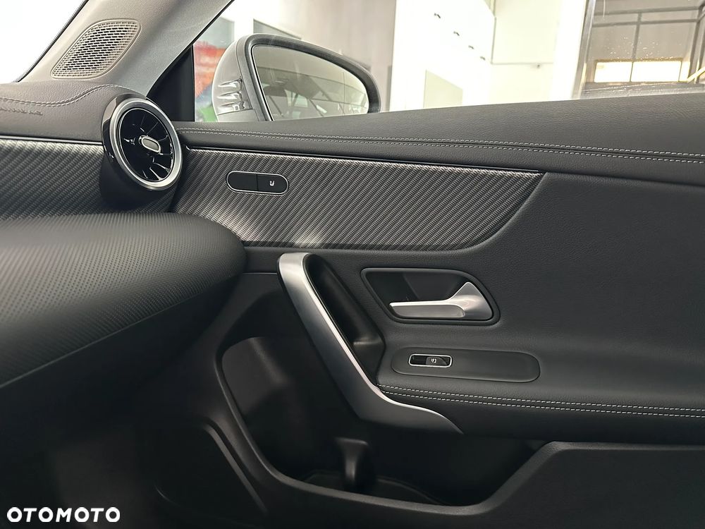 Mercedes-Benz CLA 180 mHEV Progressive 7G-DCT - 28