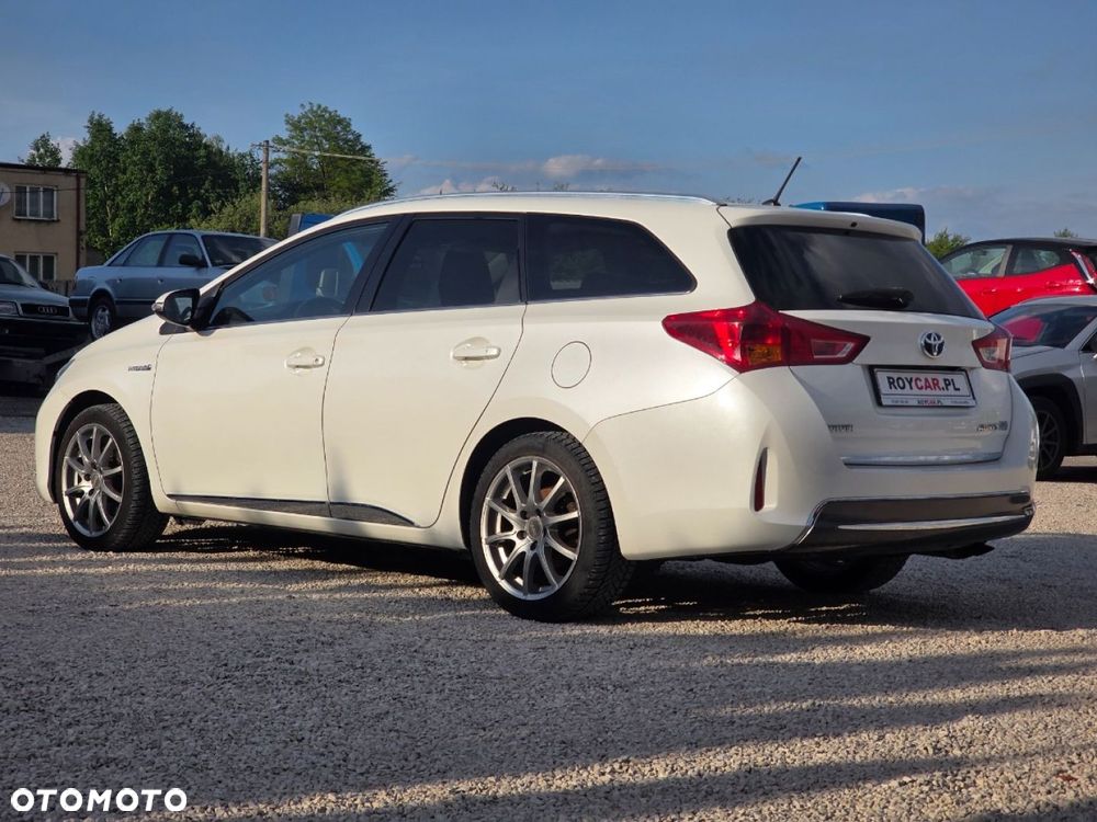 Toyota Auris - 21