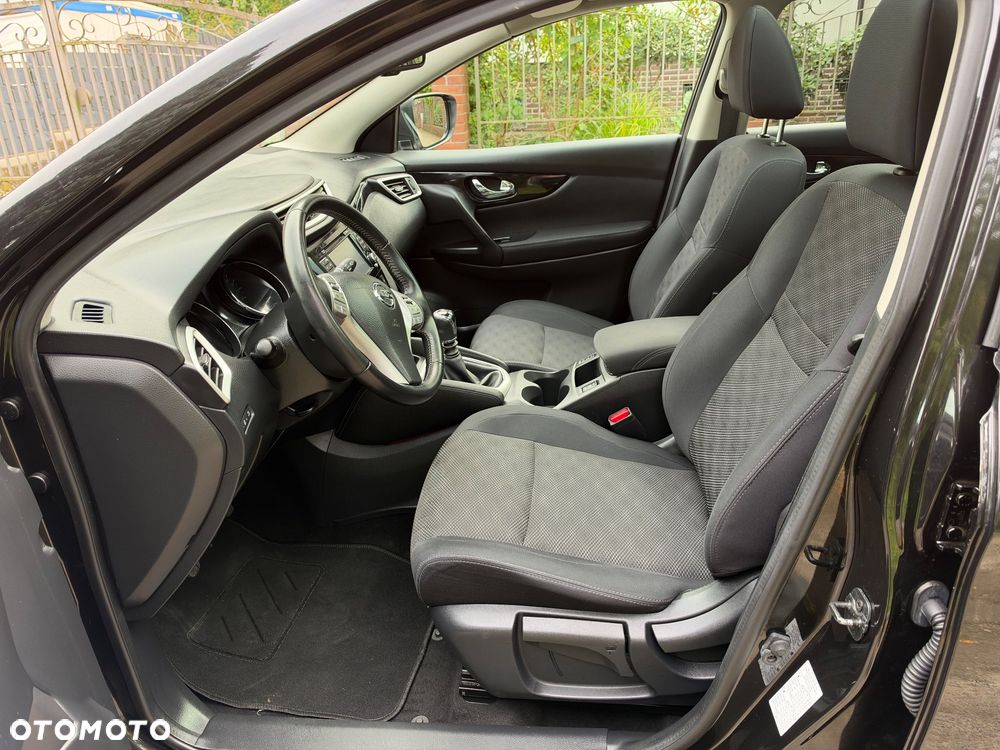 Nissan Qashqai 1.6 Tekna - 16