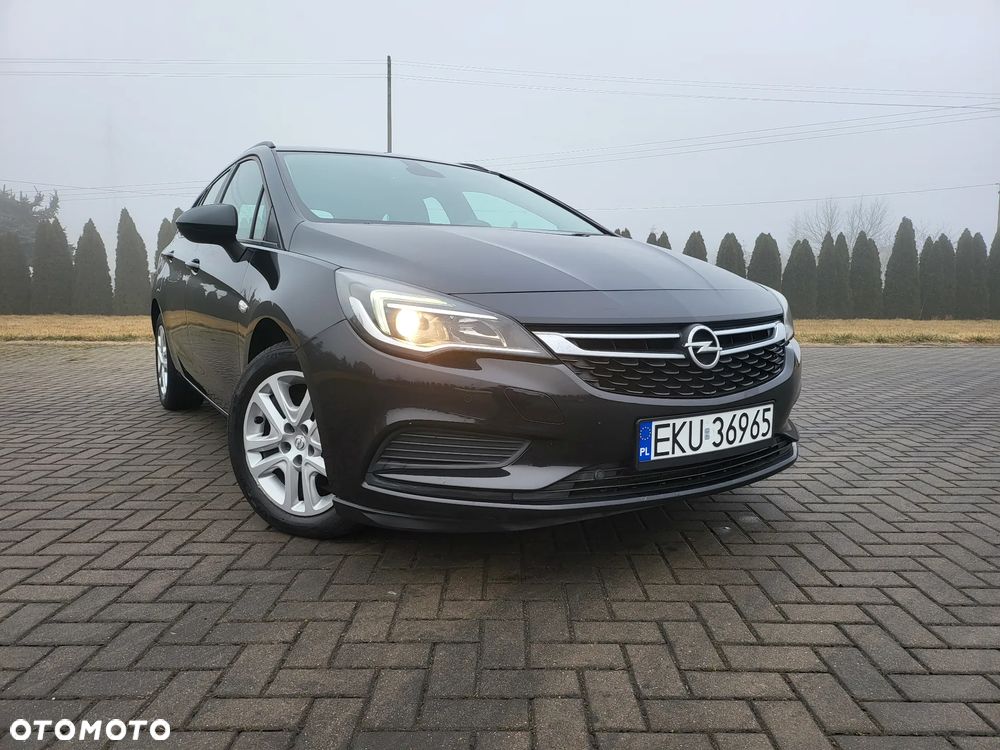 Opel Astra - 10