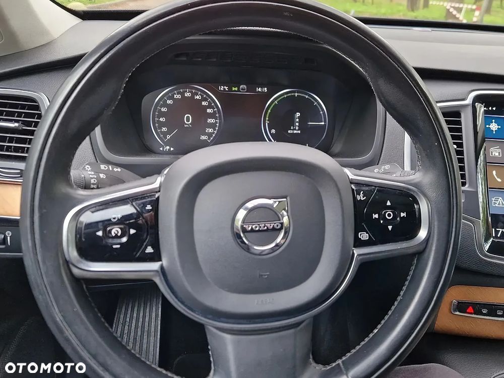 Volvo XC 90 T6 AWD Momentum 7os - 8